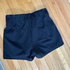 Lululemon Women's Black Shorts